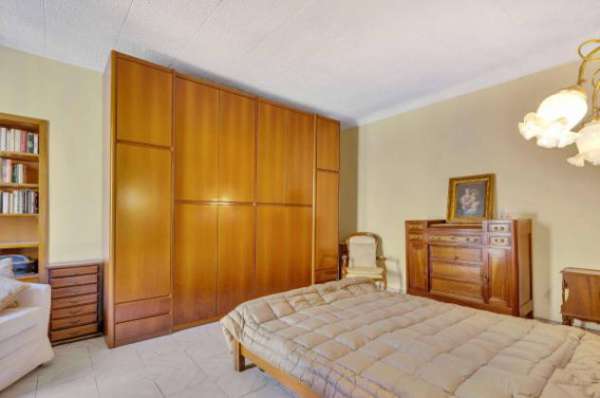 Foto Appartamento di 70 m con 2 locali in affitto a Milano