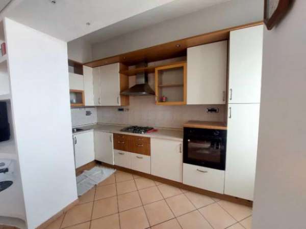 Foto Appartamento di 70 m con 3 locali in affitto a Asti