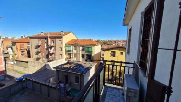 Foto Appartamento di 72 m con 2 locali in affitto a Corsico