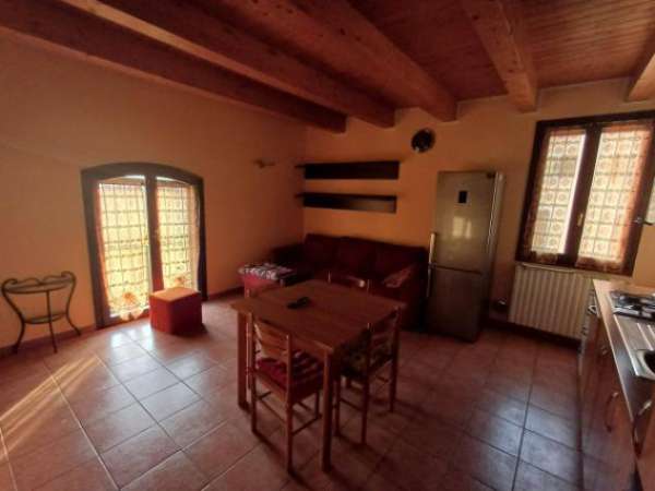 Foto Appartamento di 80 m con 3 locali in affitto a Carpi