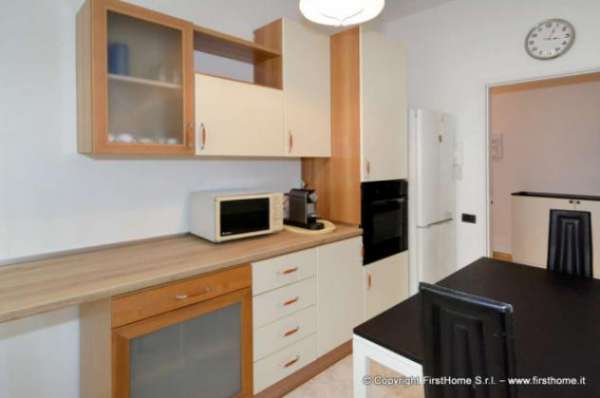 Foto Appartamento di 80 m con 3 locali in affitto a Milano