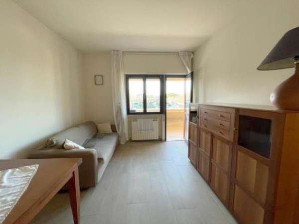 Foto Appartamento di 81 m con 3 locali in affitto a Riccione