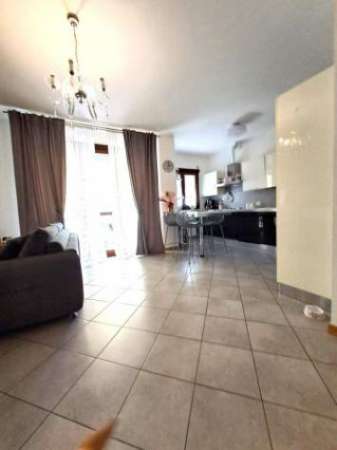 Foto Appartamento di 90 m con 3 locali in affitto a Casalecchio di Reno