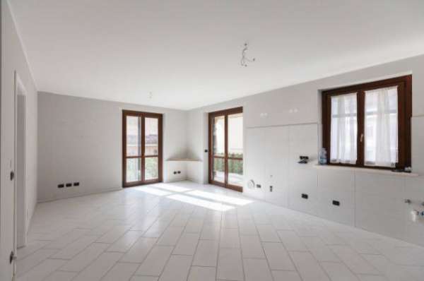 Foto Appartamento di 90 m con 3 locali in affitto a Castiglione Torinese