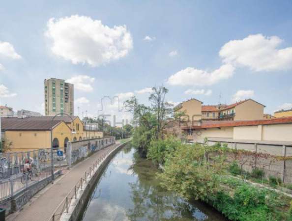 Foto Appartamento di 96 m con 3 locali in affitto a Milano