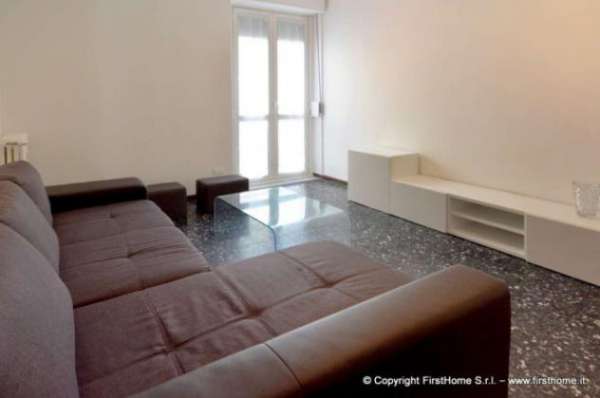 Foto Appartamento di 98 m con 3 locali in affitto a Milano