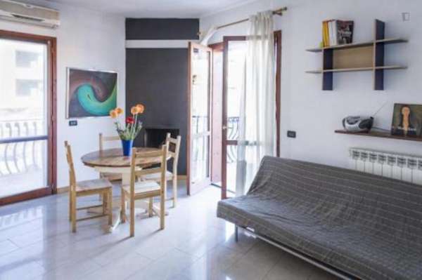 Foto Appartamento dolce 1 camera da letto nella zona di Ponte Galeria