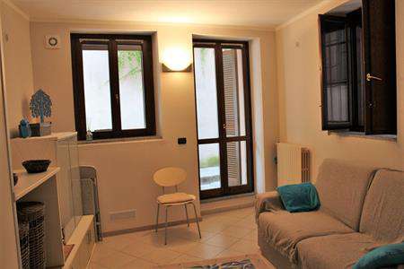 Foto Appartamento in Affitto, 1 Locale, 1 Camera, 30 mq (VERCELLI CEN