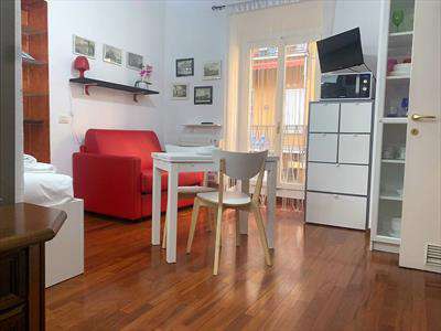 Foto Appartamento in Affitto, 1 Locale, 30 mq (MILANO PORTA ROMANA)