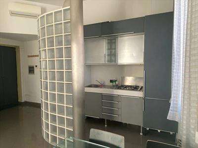 Foto Appartamento in Affitto, 2 Locali, 1 Camera, 60 mq (MILANO LORET