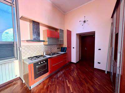 Foto Appartamento in Affitto, 2 Locali, 40 mq (Pozzuoli)