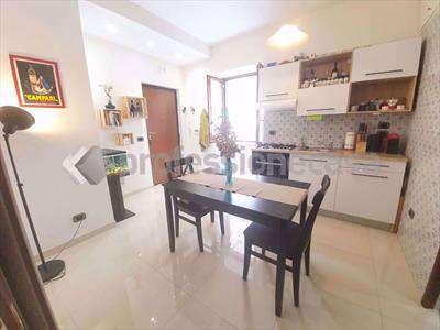 Foto Appartamento in Affitto, 2 Locali, 45 mq (Pozzuoli)