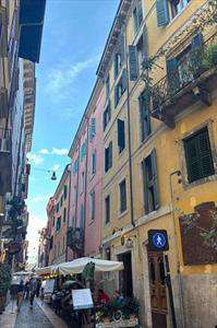 Foto Appartamento in Affitto, 2 Locali, 45 mq (Verona)