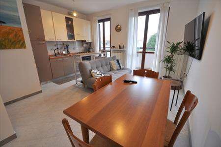 Foto Appartamento in Affitto, 2 Locali, 60 mq (Mesero)