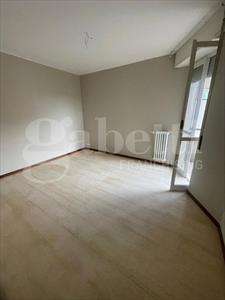 Foto Appartamento in Affitto, 2 Locali, 65 mq (Milano)