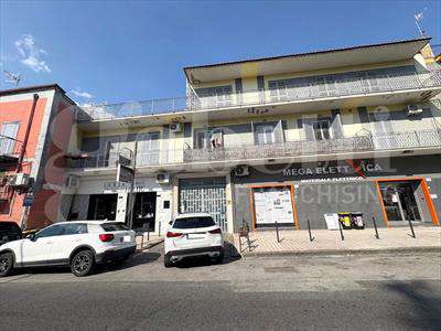 Foto Appartamento in Affitto, 2 Locali, 65 mq (Napoli)