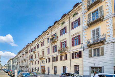 Foto Appartamento in Affitto, 2 Locali, 66 mq (Torino)