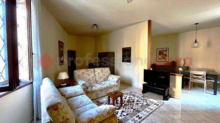 Foto Appartamento in Affitto, 2 Locali, 70 mq (Verona)