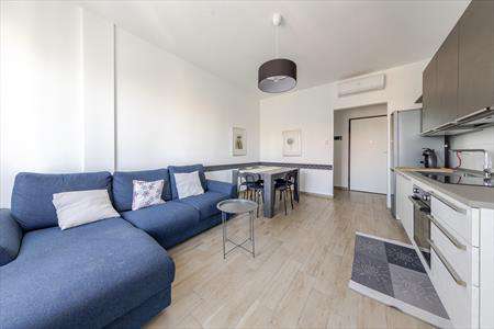 Foto Appartamento in Affitto, 2 Locali, 80 mq (Milano)