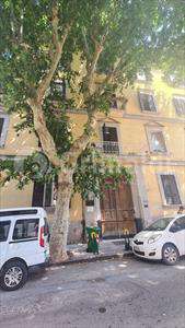 Foto Appartamento in Affitto, 2 Locali, 85 mq (Napoli)