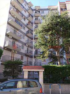 Foto Appartamento in Affitto, 2 Locali, 86 mq (Bari)