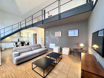 Foto APPARTAMENTO in Affitto, 2 Locali, 90 mq, MILANO