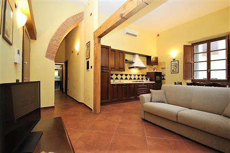 Foto Appartamento in Affitto, 3 Locali, 100 mq (Siena)