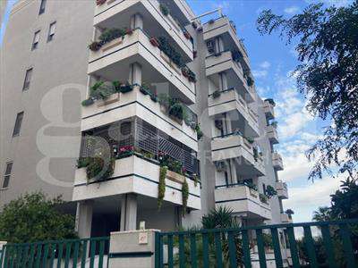 Foto Appartamento in Affitto, 3 Locali, 140 mq (Brindisi)