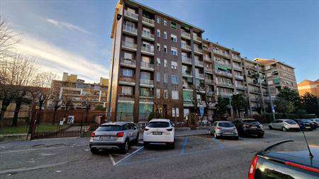 Foto Appartamento in Affitto, 3 Locali, 2 Camere, 71 mq (MILANO DERGA
