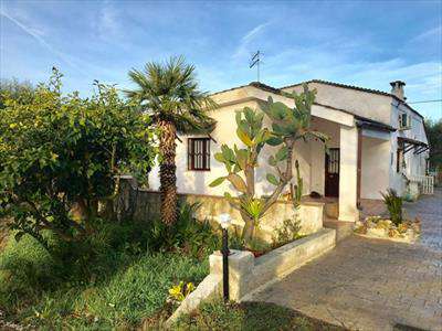 Foto Appartamento in Affitto, 3 Locali, 60 mq (Oria)