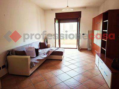 Foto Appartamento in Affitto, 3 Locali, 80 mq (Piedimonte San Germano