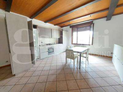 Foto Appartamento in Affitto, 3 Locali, 80 mq (Treviso)