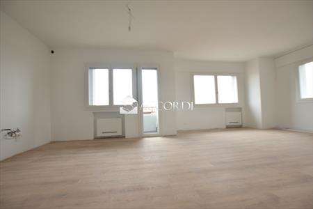 Foto APPARTAMENTO in Affitto, 3 Locali, 88 mq, MONTEBELLUNA