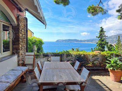 Foto APPARTAMENTO in Affitto, 3 Locali, 90 mq, ALASSIO