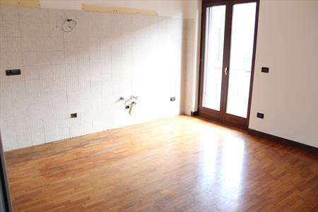 Foto Appartamento in Affitto, 3 Locali, 90 mq (Santa Maria Capua Vete