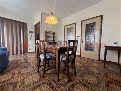 Foto Appartamento in Affitto, 3 Locali, 95 mq (Bovolone)