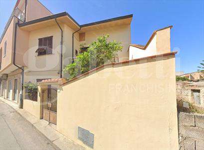 Foto Appartamento in Affitto, 3 Locali, 95 mq (Terralba)