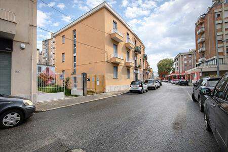 Foto Appartamento in Affitto, 3 Locali, 98 mq (Latina)