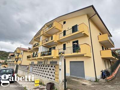 Foto Appartamento in Affitto, 4 Locali, 130 mq (Patti)