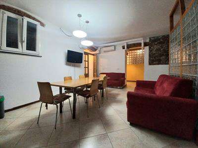 Foto Appartamento in Affitto, 4 Locali, 3 Camere, 145 mq (LIVORNO TER