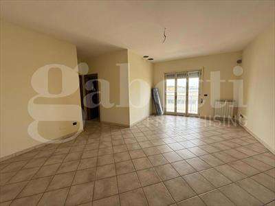 Foto Appartamento in Affitto, 4 Locali, 88 mq (Santa Maria Capua Vete