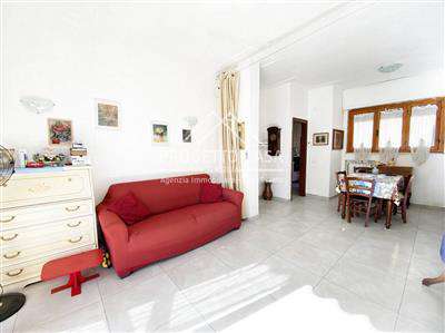 Foto Appartamento in Affitto a 1.350€