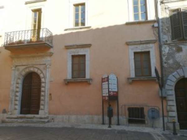 Foto Appartamento in Affitto a Accumoli Via Cavour n. 36
