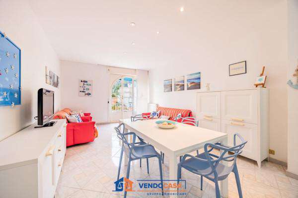 Foto Appartamento in affitto a Alassio