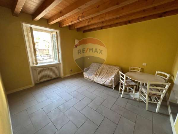 Foto Appartamento in affitto a Alzano Lombardo