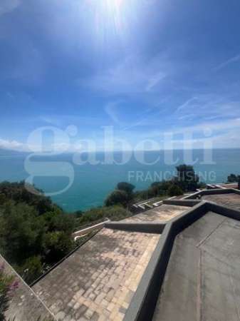 Foto Appartamento in affitto a Ameglia