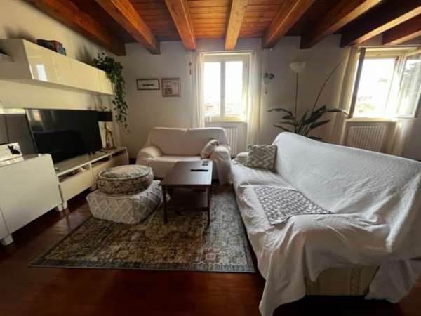 Foto Appartamento in affitto a Ancona