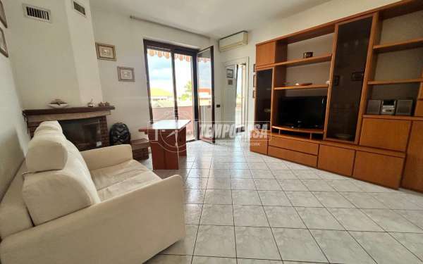Foto Appartamento in affitto a Arconate