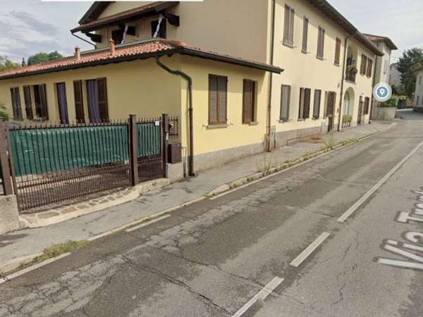 Foto Appartamento in affitto a Arosio