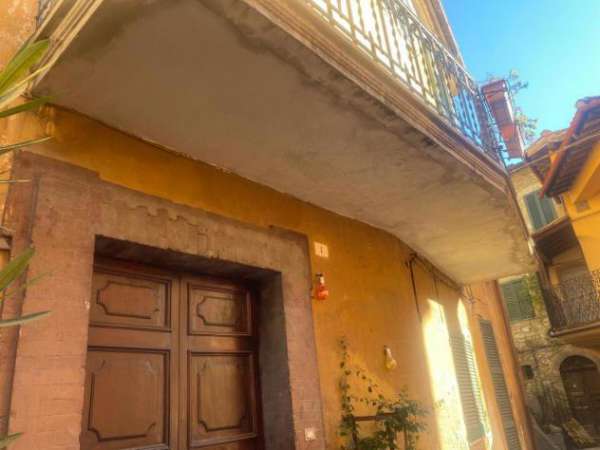 Foto Appartamento in affitto a Arrone - 4 locali 95mq